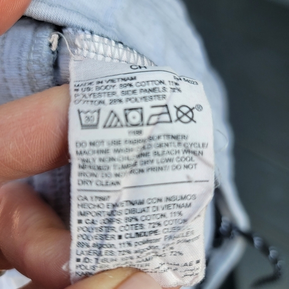 2/$20 Old Navy Active Shorts S - Picture 8 of 8